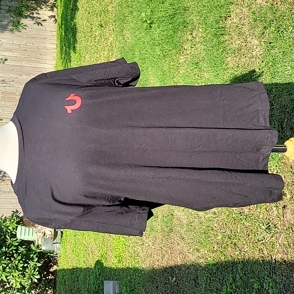 True Religion Graphic T-Shirt Size Large Black/Red